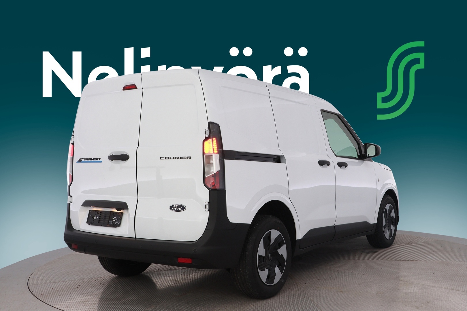 FORD TRANSIT COURIER 2025