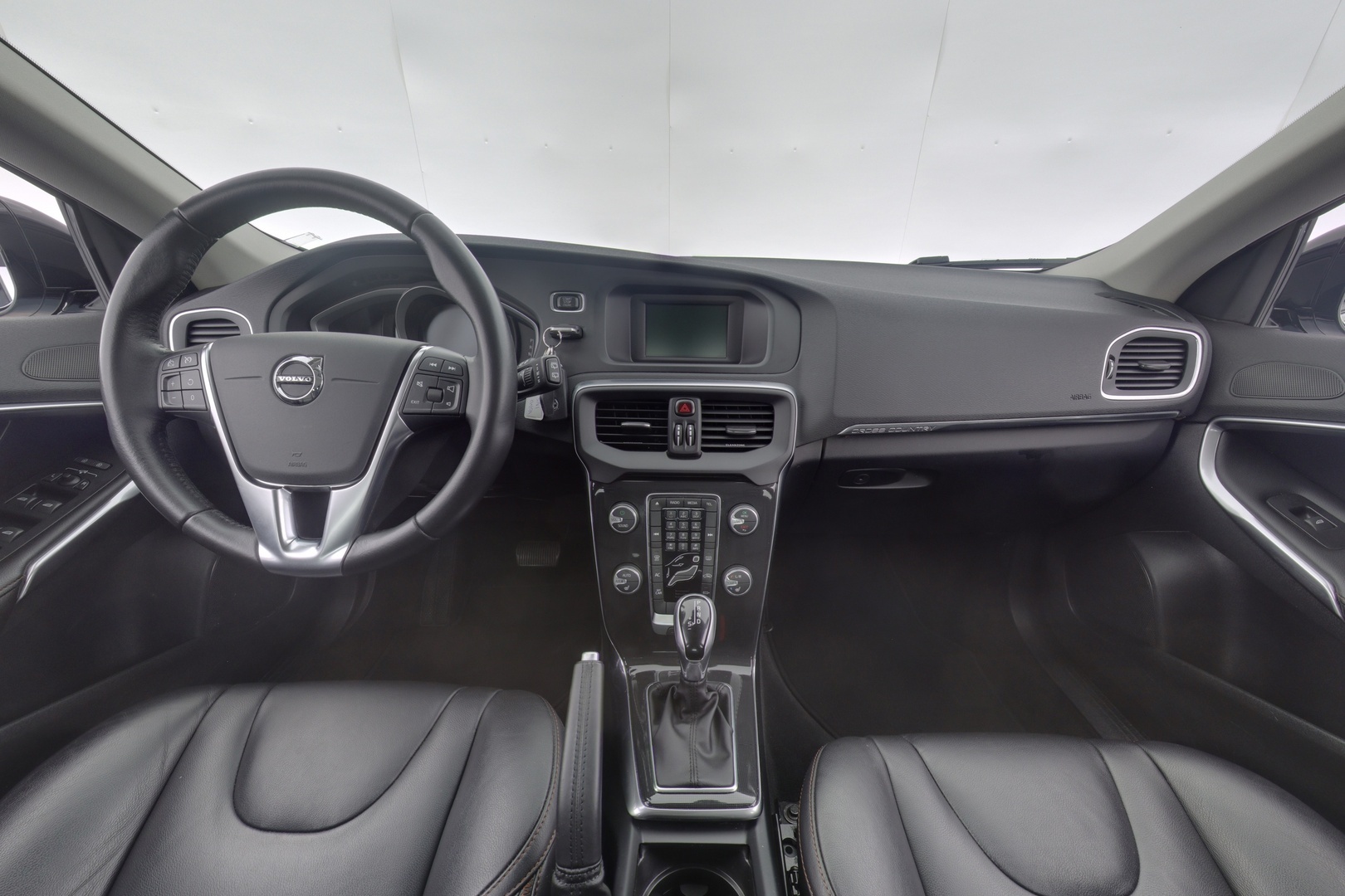 VOLVO V40 Cross Country 2018
