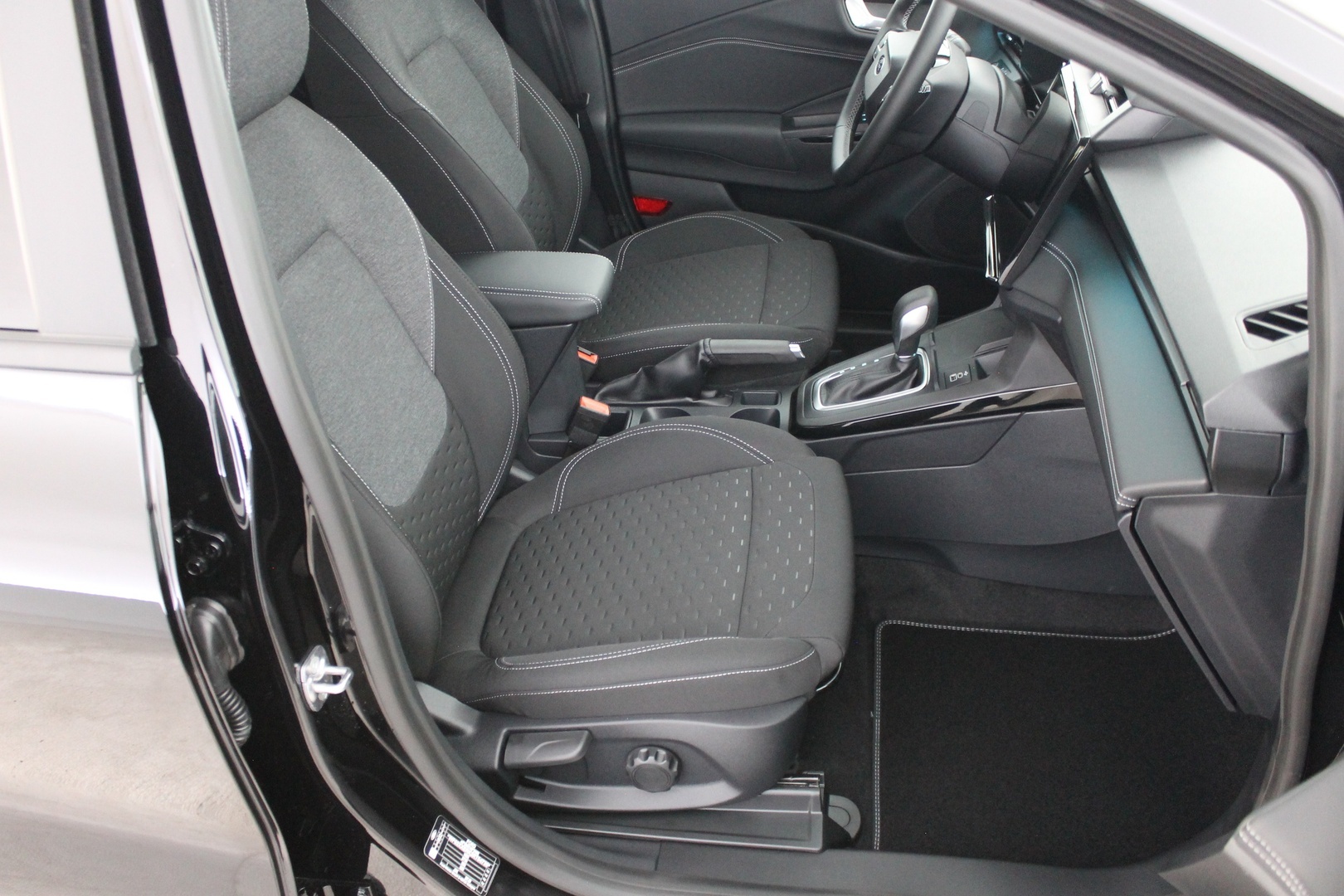 FORD Puma 23