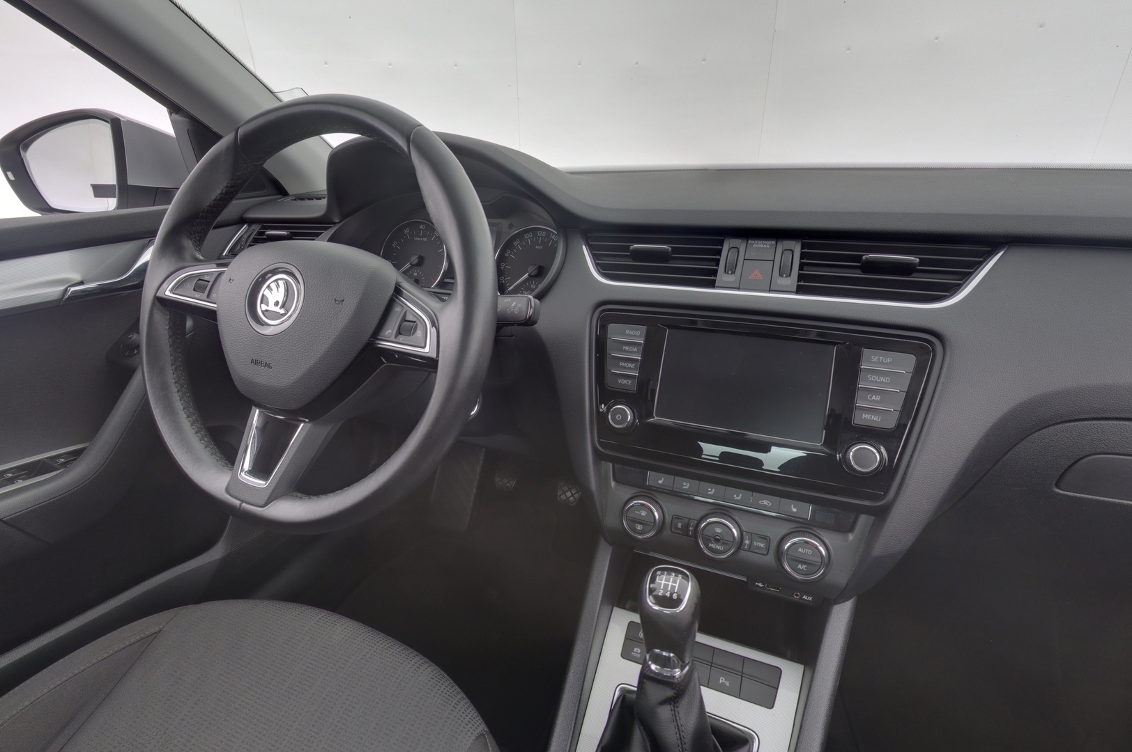 SKODA OCTAVIA 2016