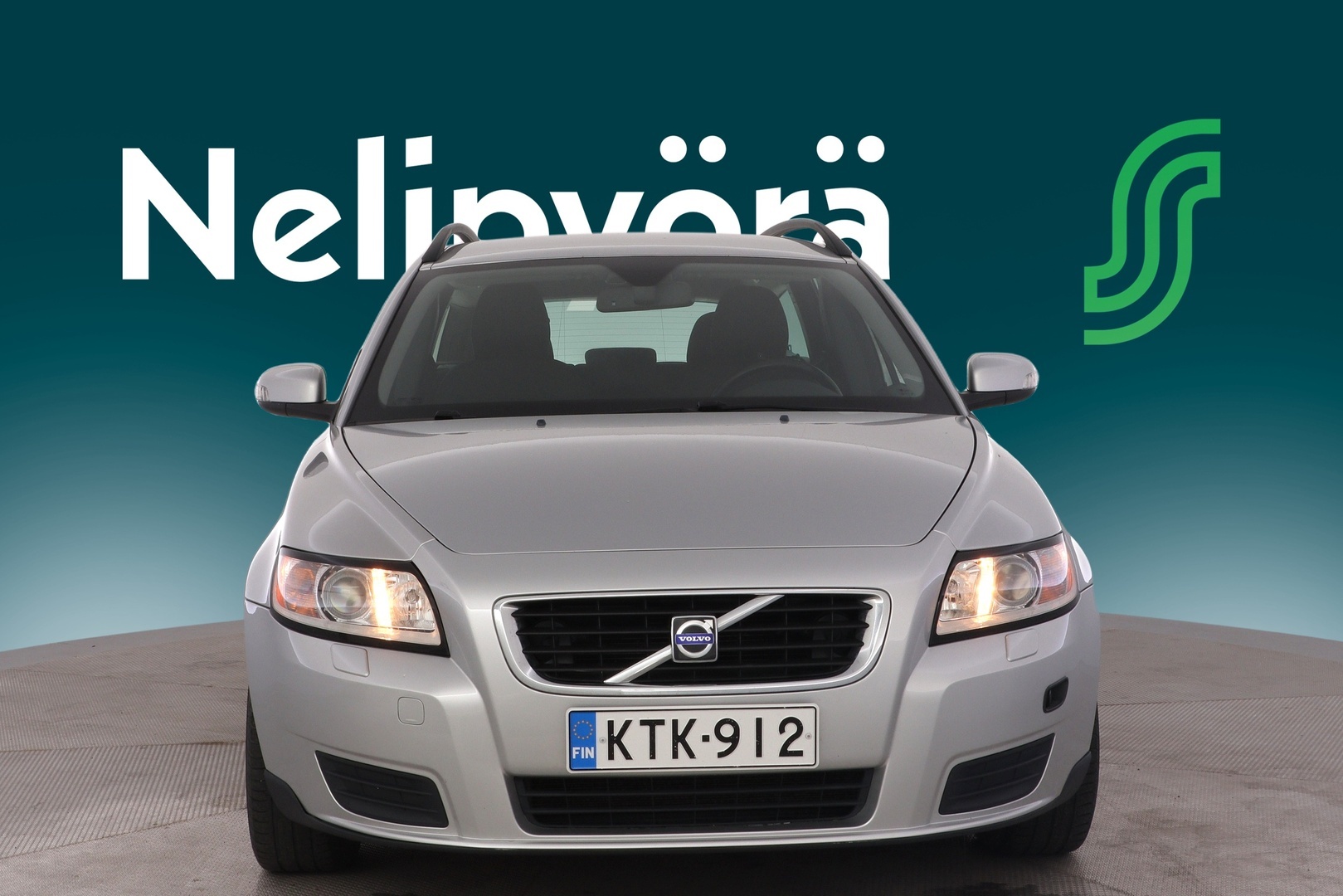 VOLVO V50 2009