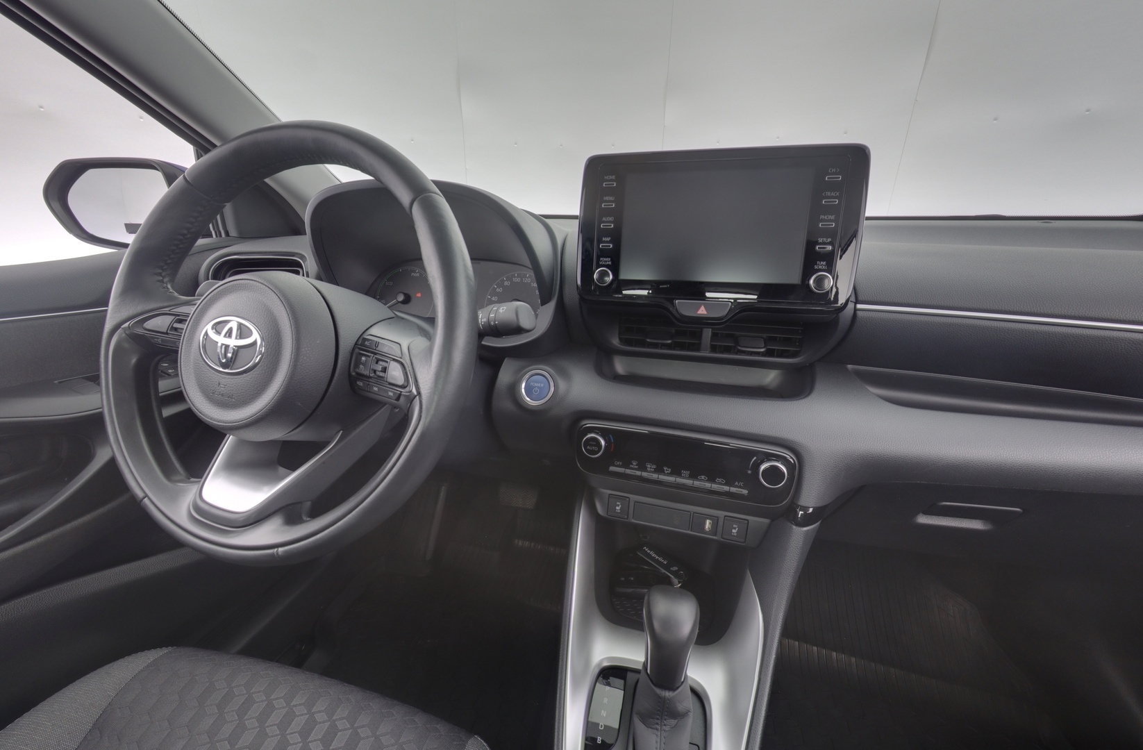 TOYOTA Yaris 2022