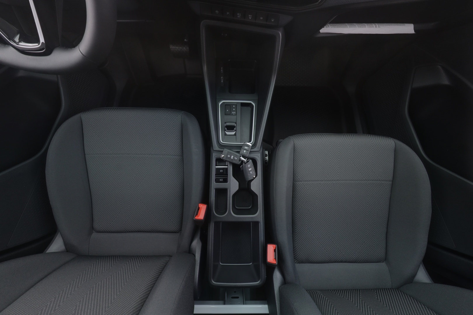 FORD TRANSIT CONNECT 12