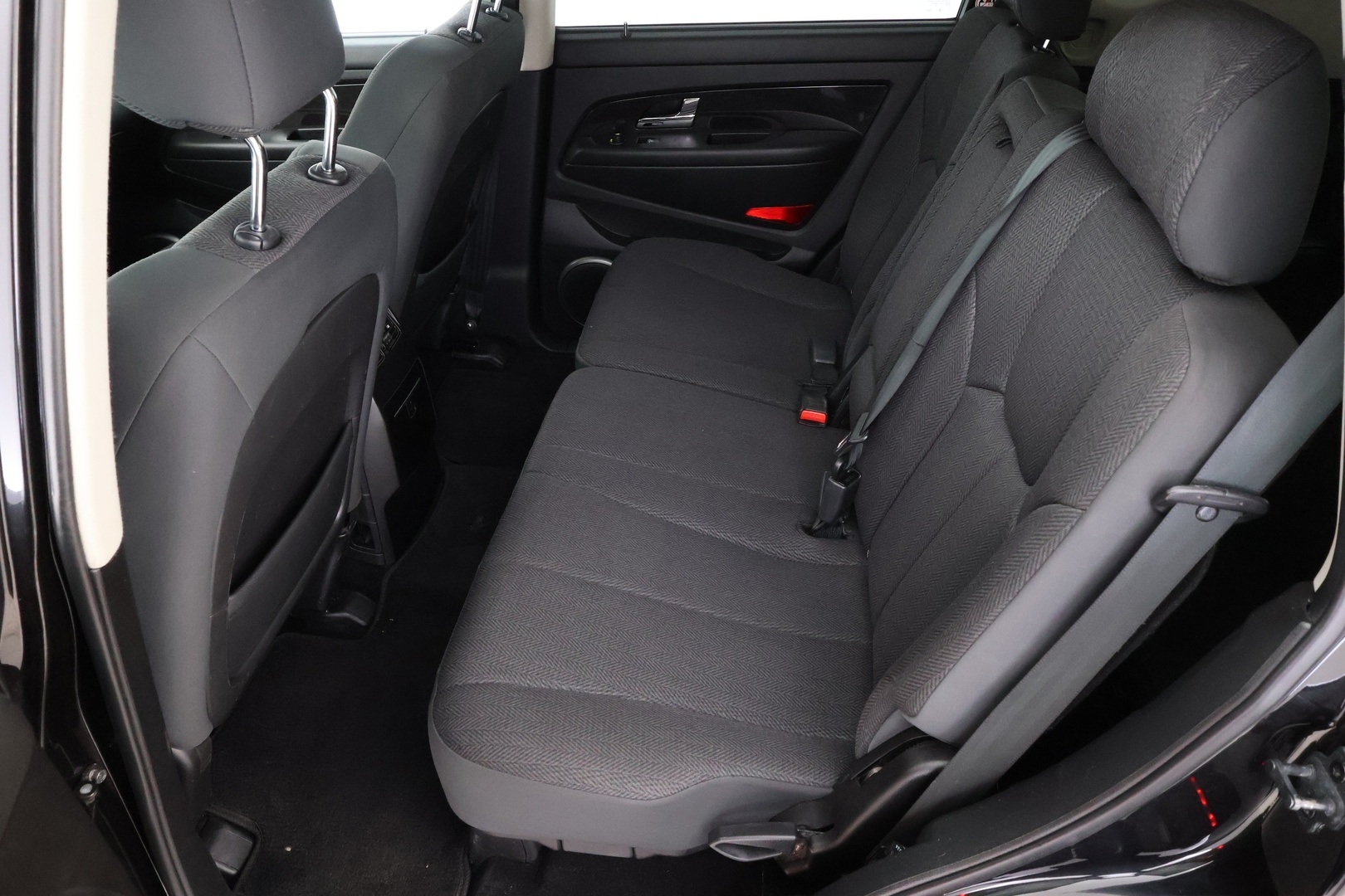 SSANGYONG Rexton 2015