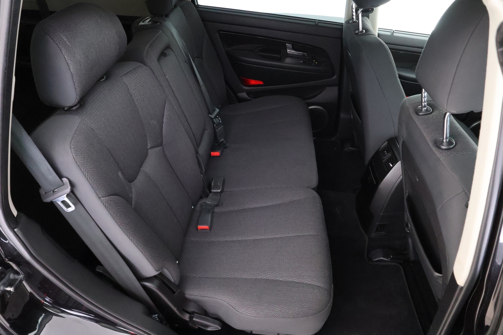 SSANGYONG Rexton 2015