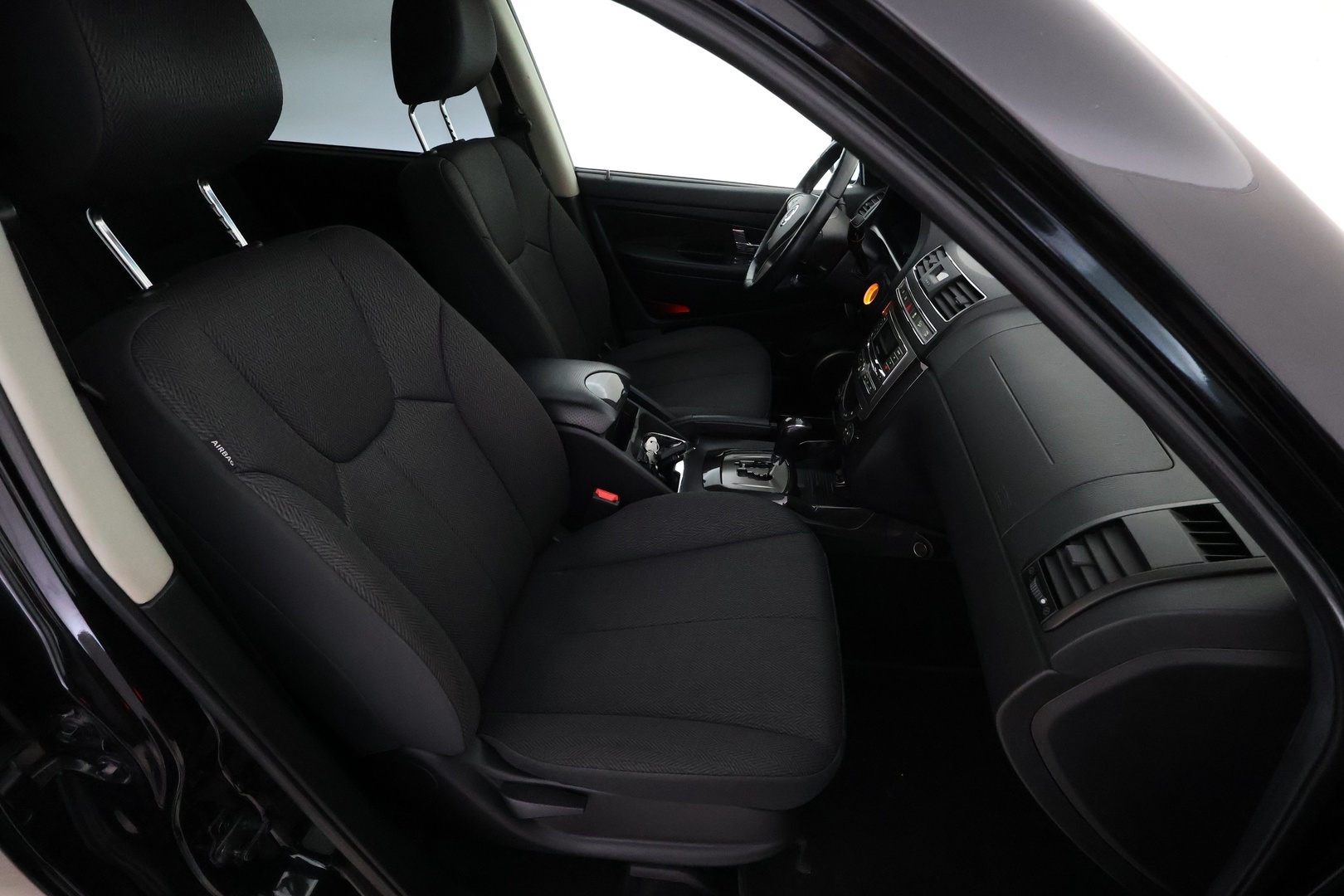 SSANGYONG Rexton 2015