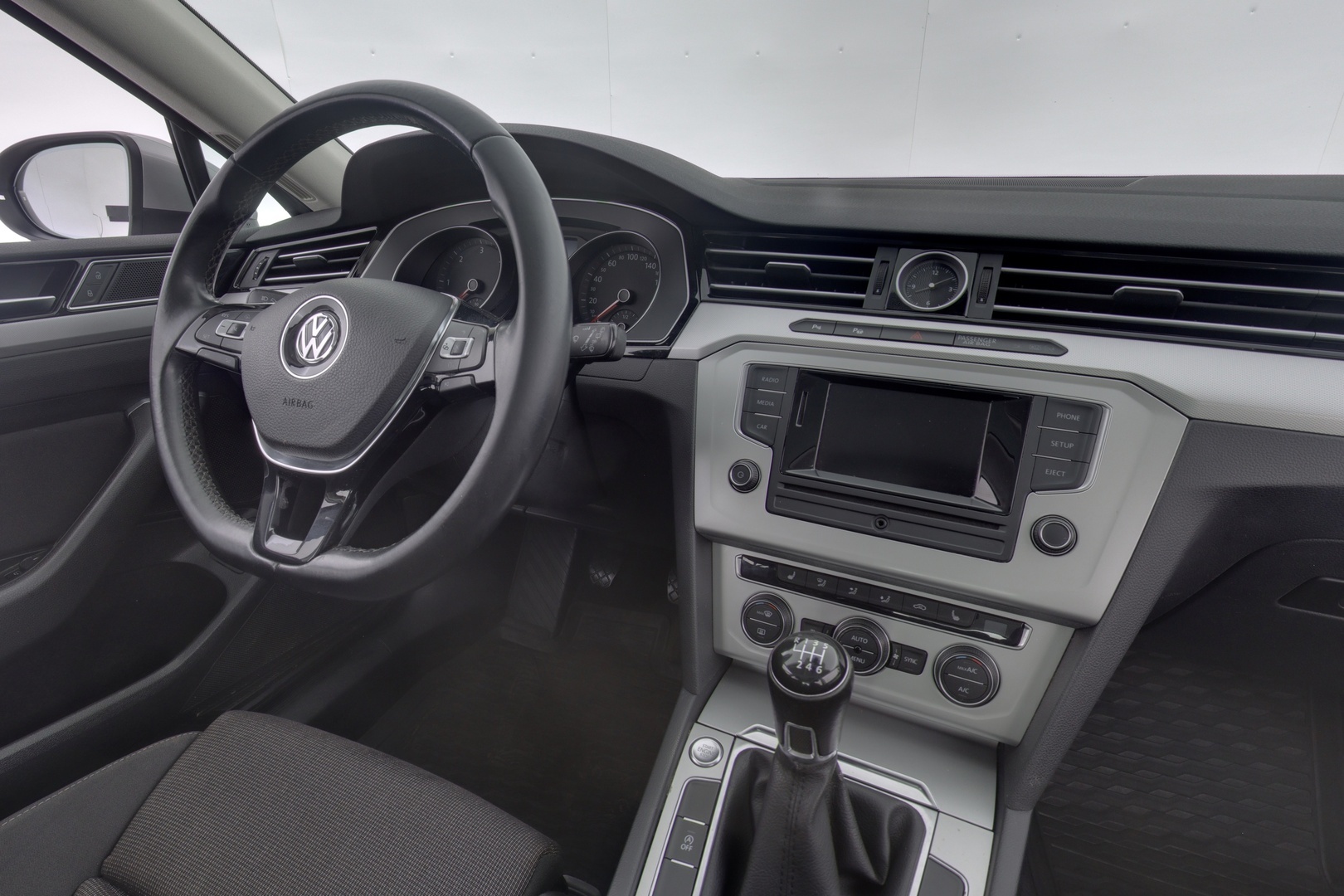 VOLKSWAGEN Passat 2015