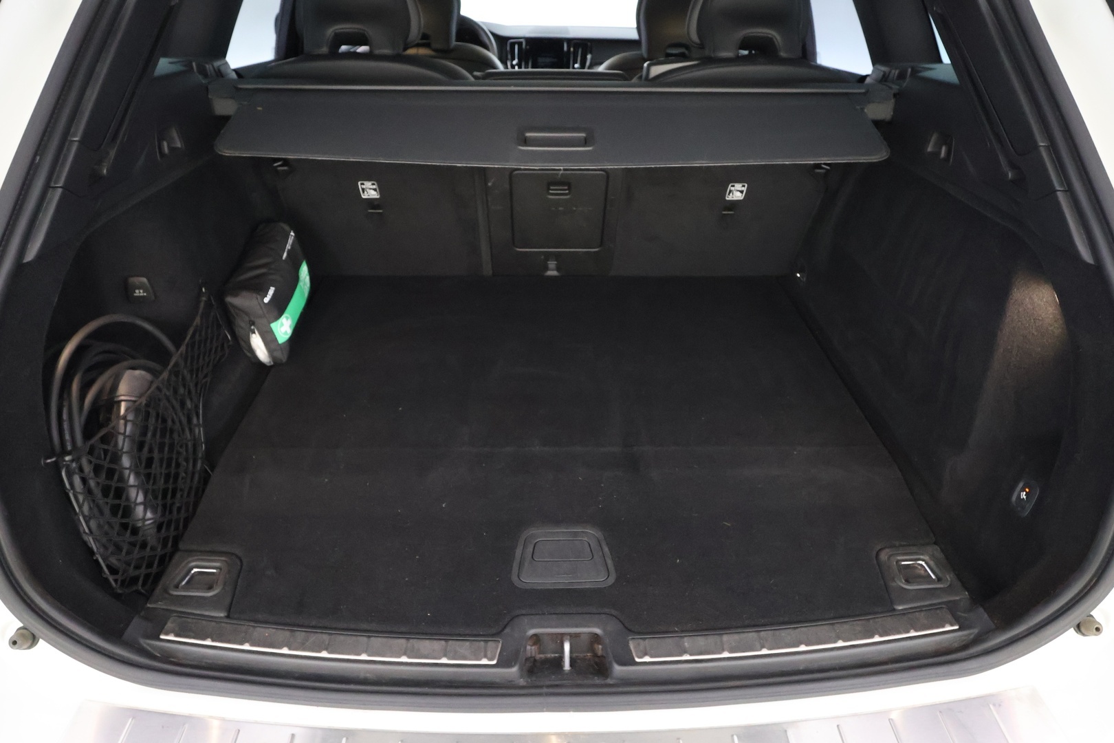 VOLVO XC60 20