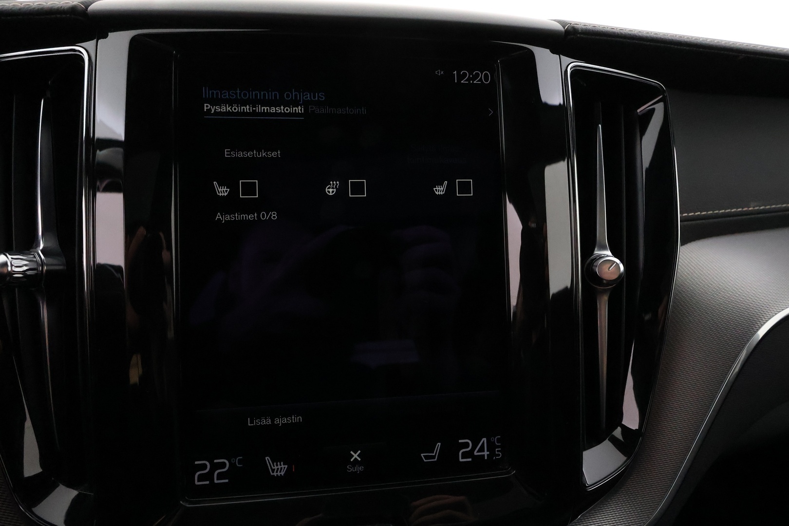 VOLVO XC60 32