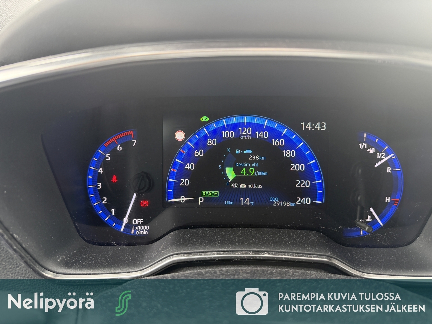 TOYOTA COROLLA 2022