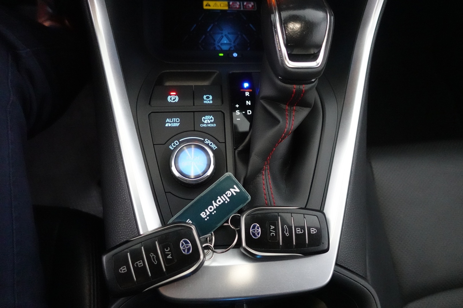 TOYOTA RAV4 Plug-in 2022