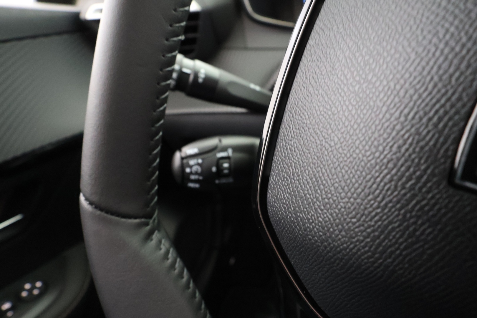 PEUGEOT 208 20