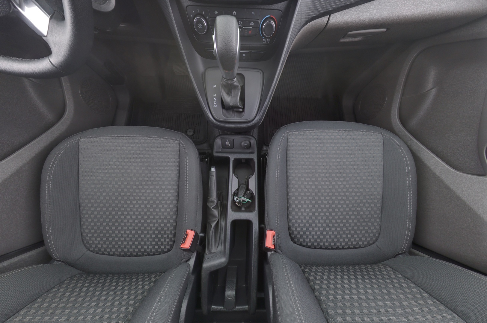 FORD Transit Connect 2024