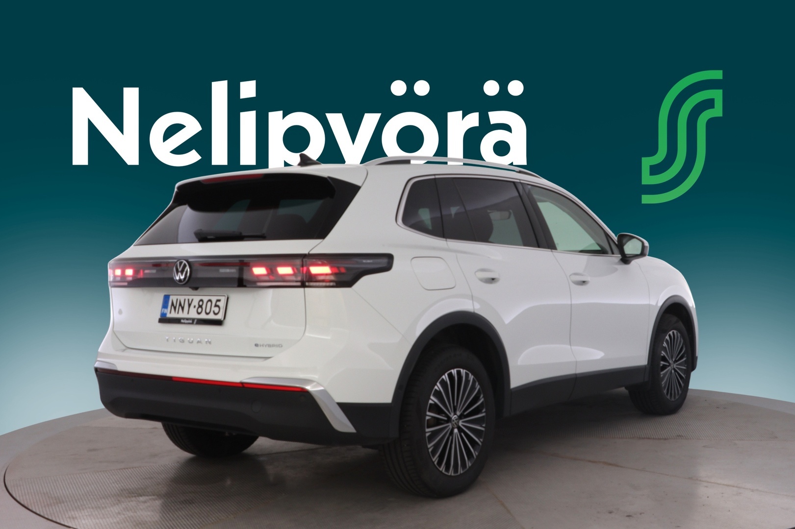 VOLKSWAGEN Tiguan 2024