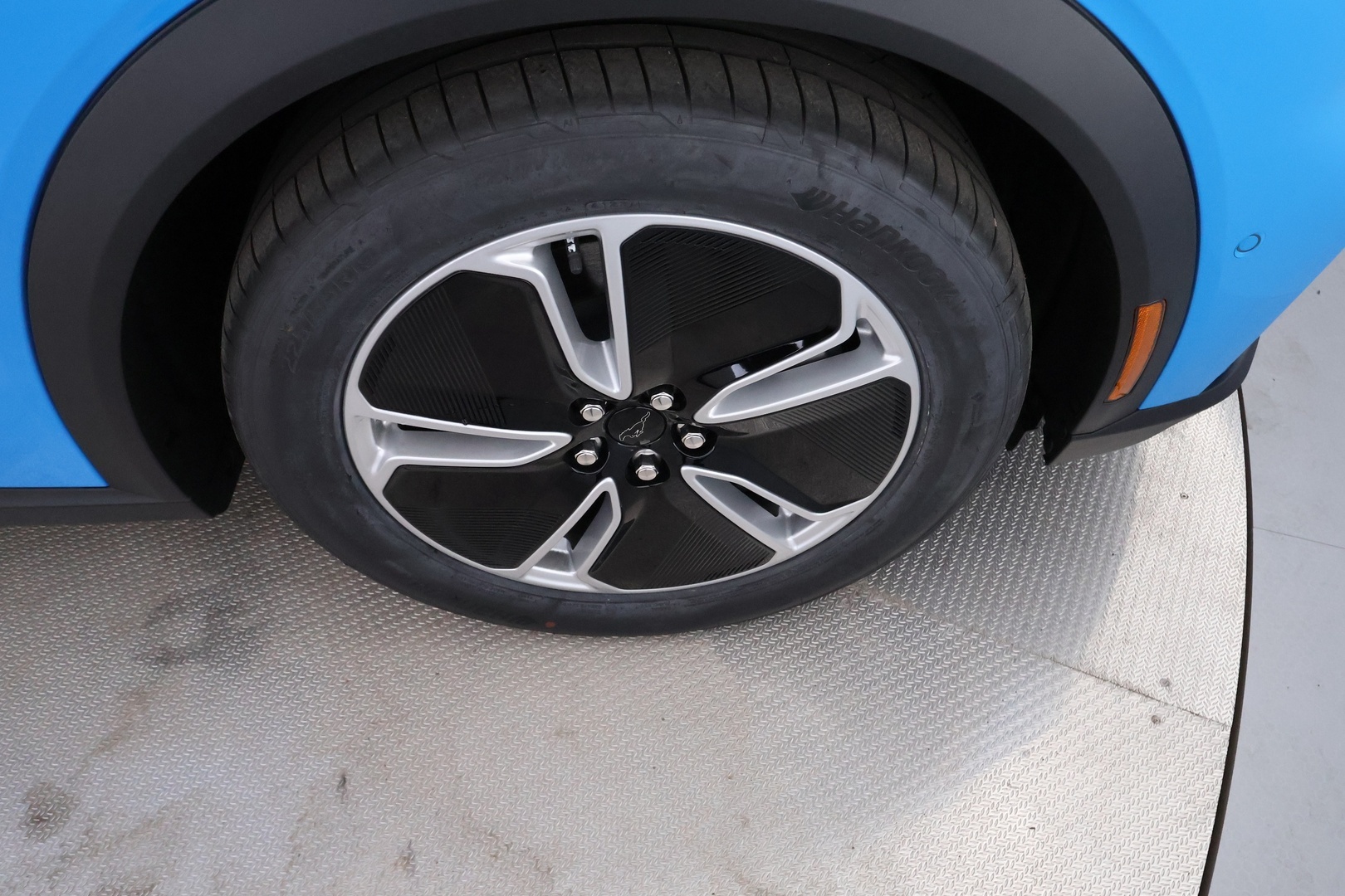 FORD Mustang Mach-E 2025