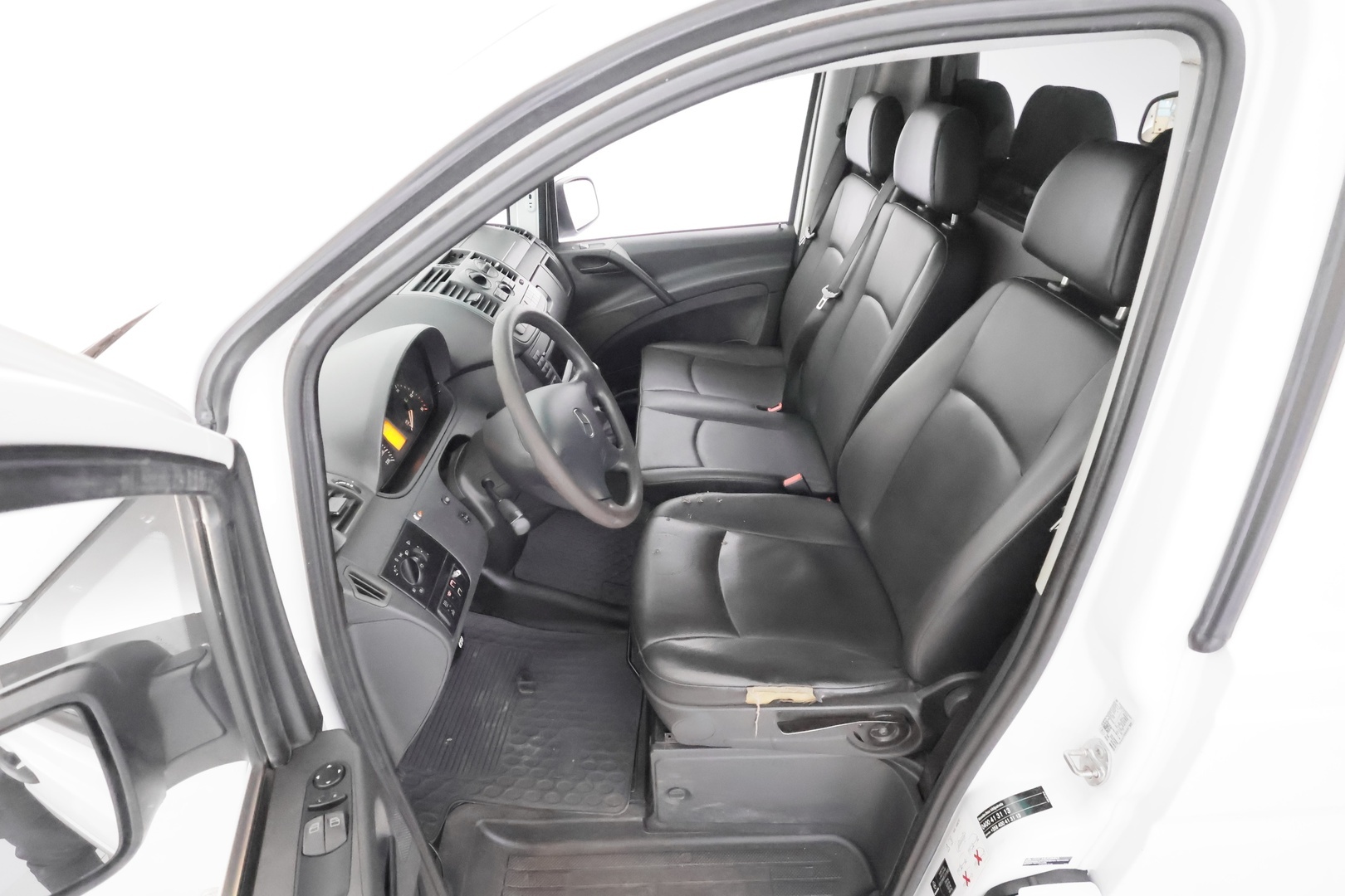 MERCEDES-BENZ Vito 18