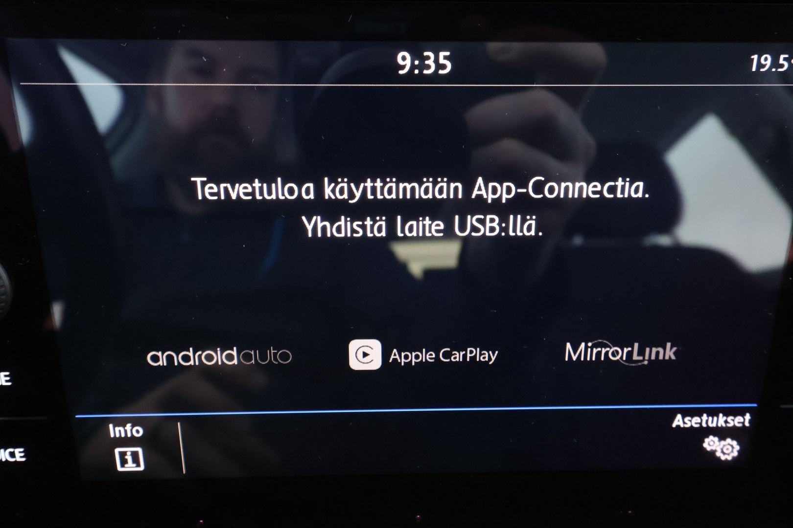 VOLKSWAGEN Golf 2017