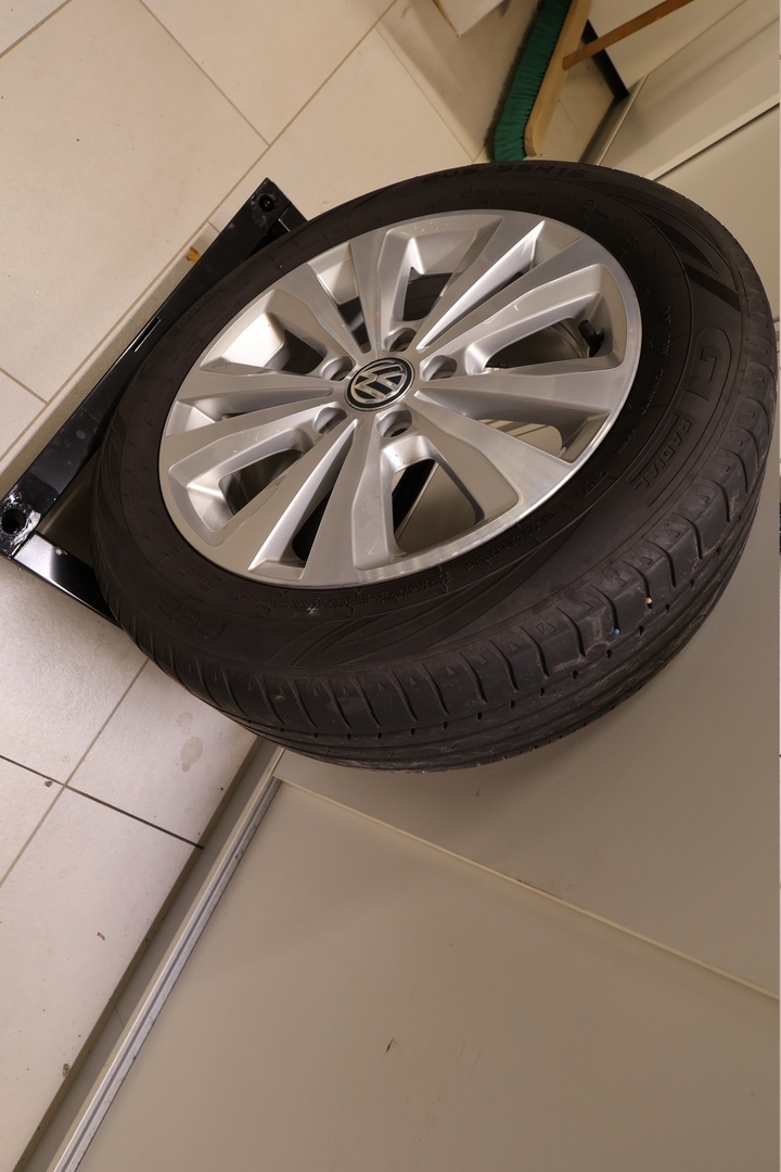 VOLKSWAGEN Golf 2017