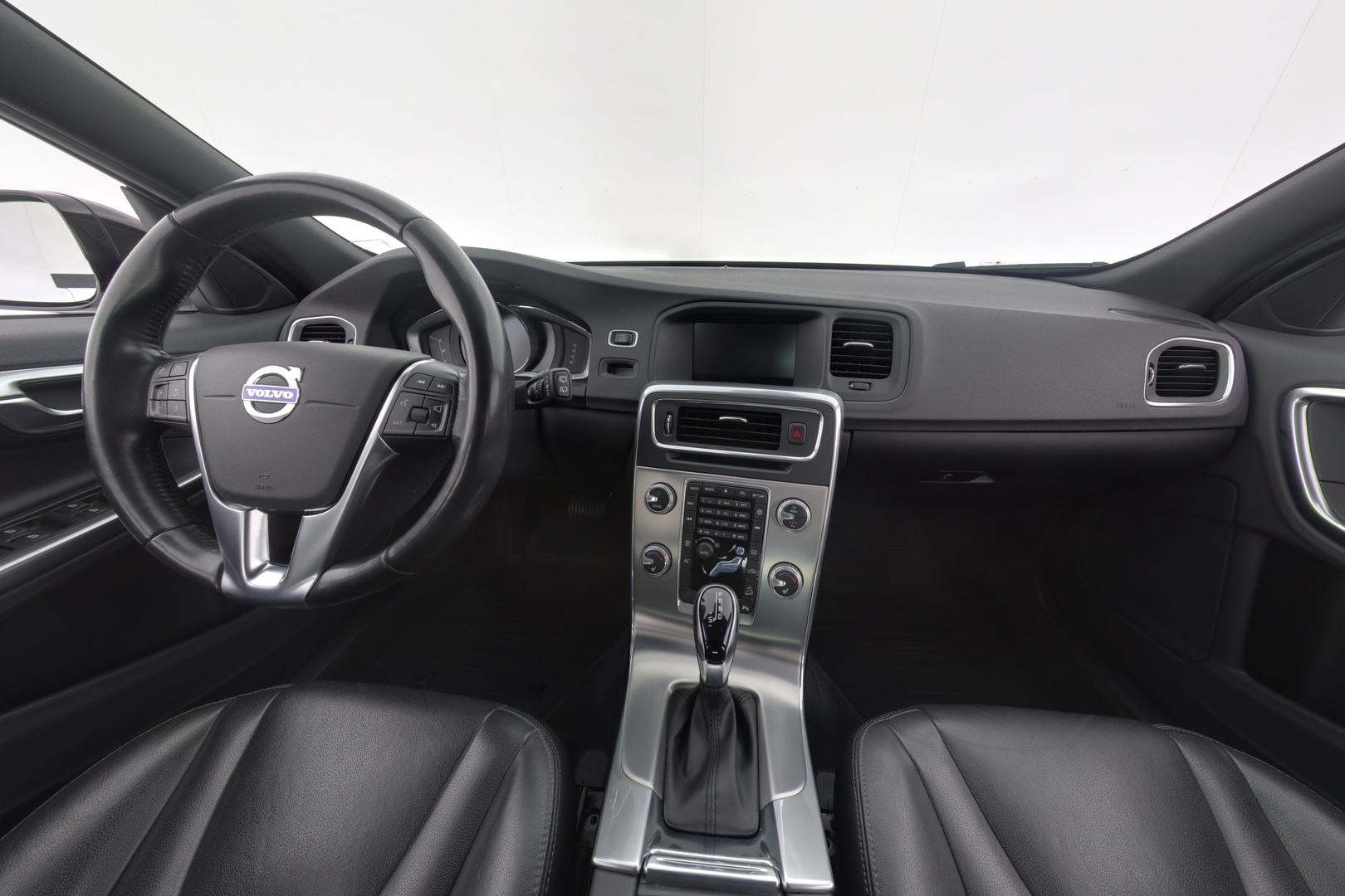 VOLVO V60 Cross Country 2018