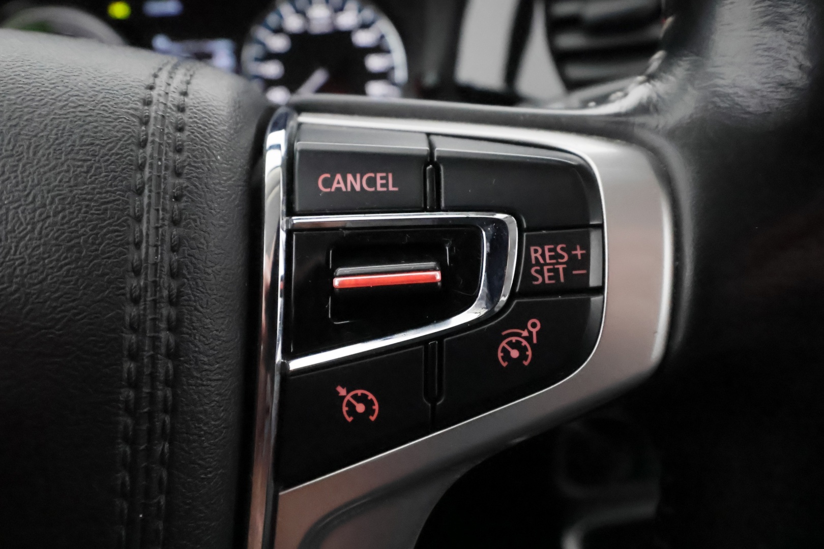 MITSUBISHI Outlander PHEV 2018