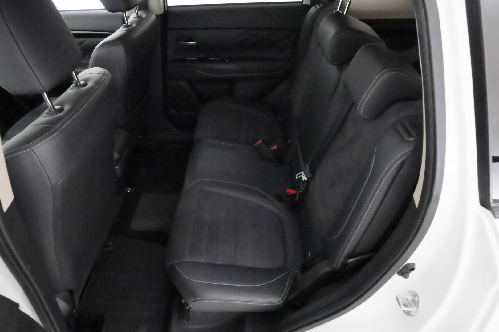 MITSUBISHI Outlander PHEV 2018