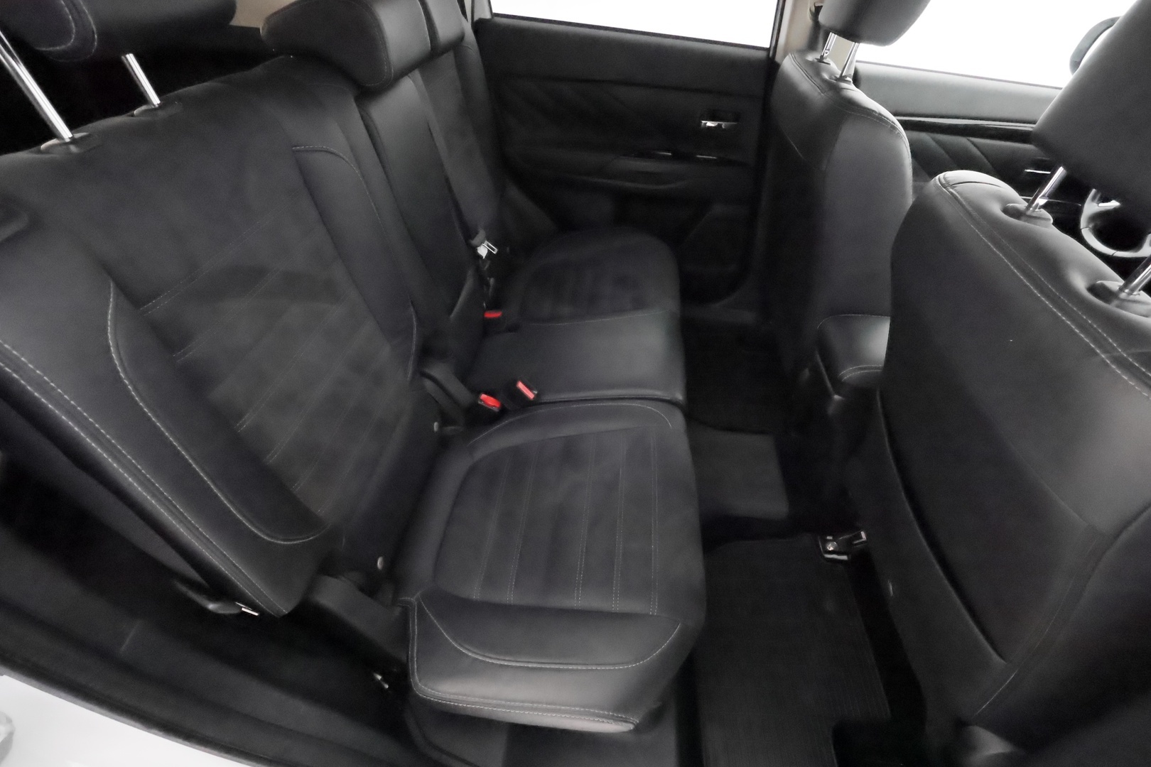 MITSUBISHI Outlander PHEV 2018