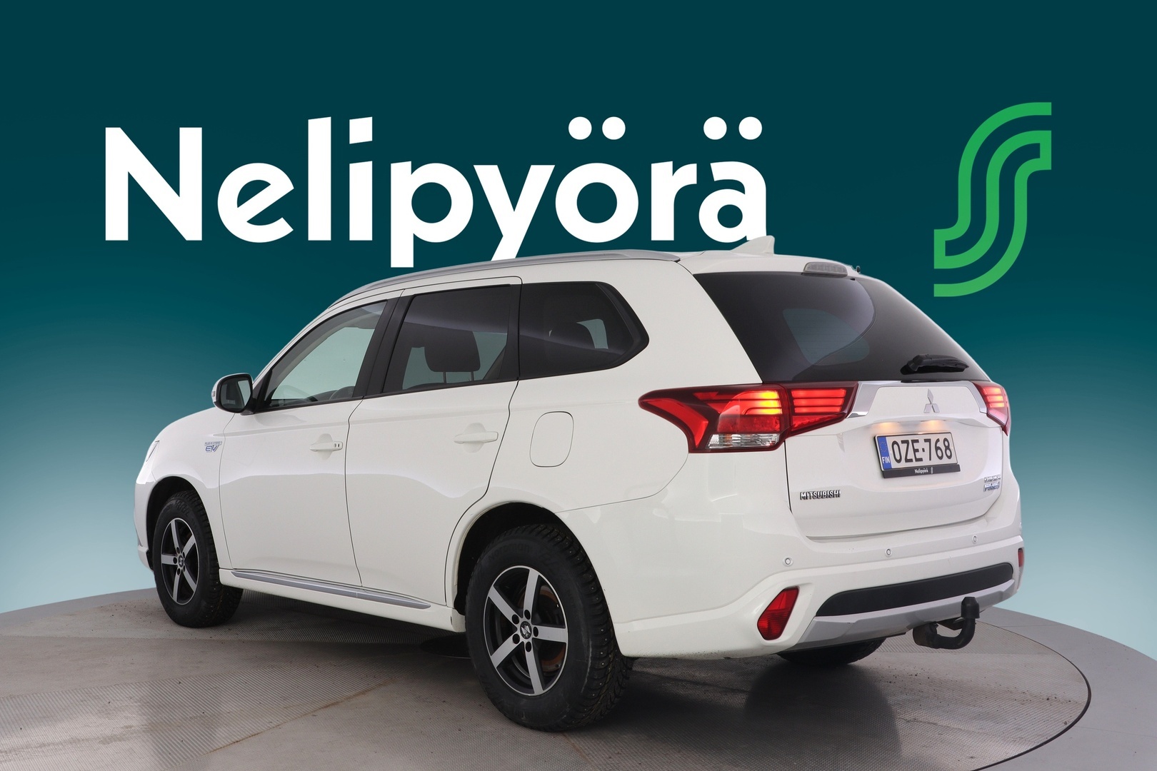 MITSUBISHI Outlander PHEV 2018