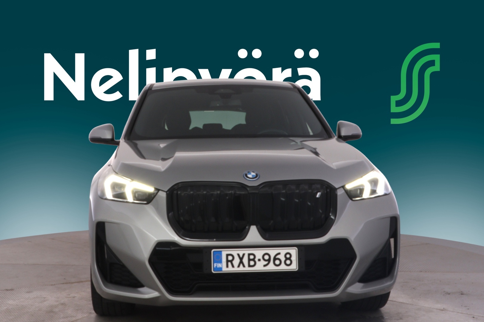 BMW iX1 2023