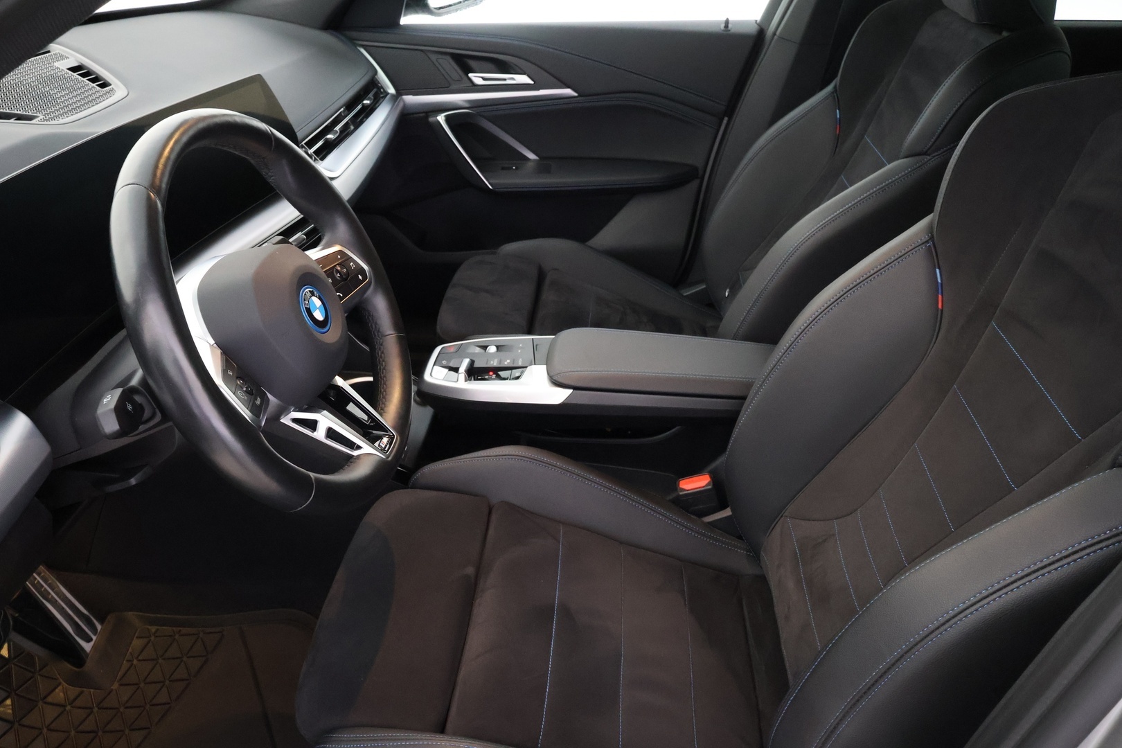 BMW iX1 2023