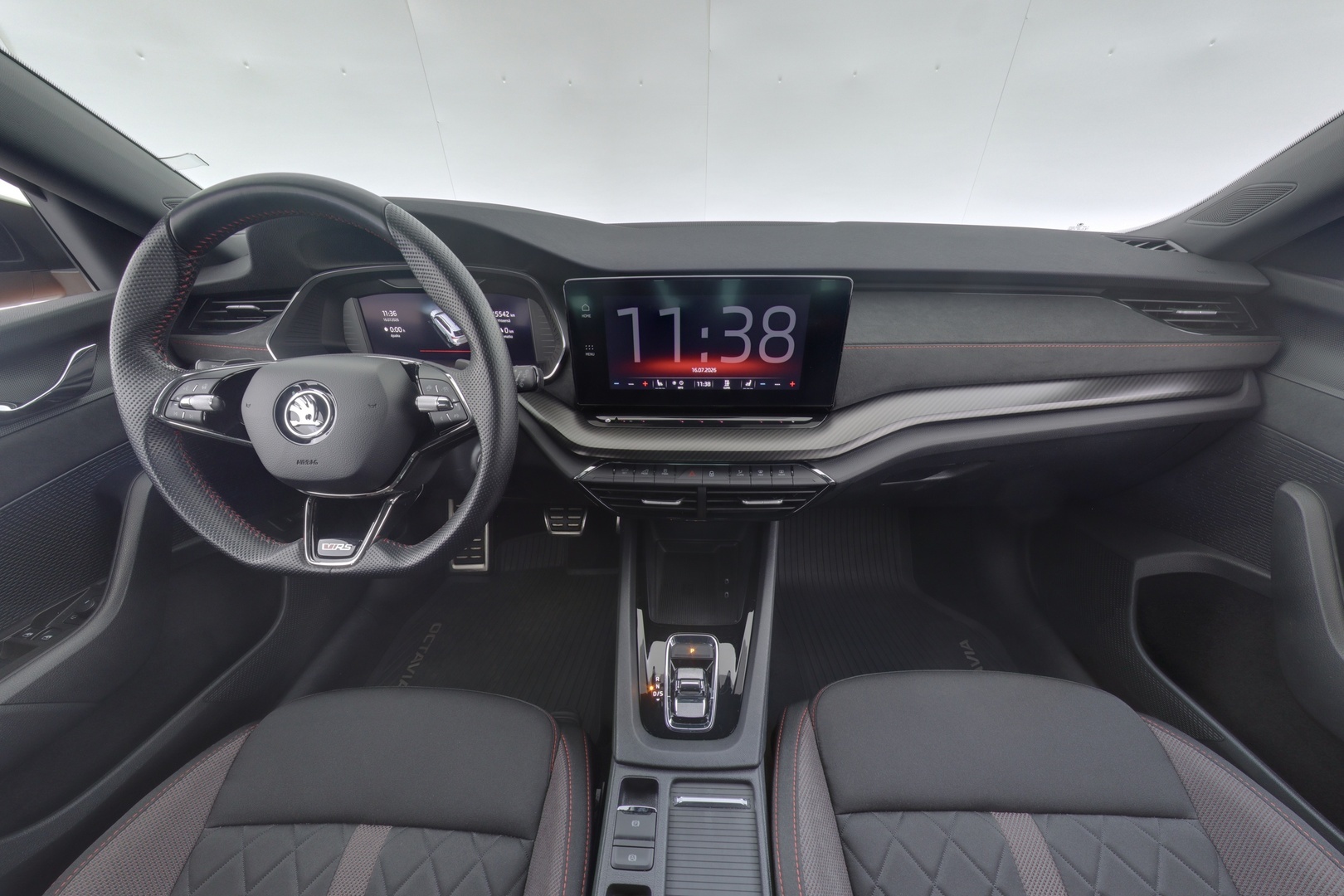 SKODA Octavia 2024