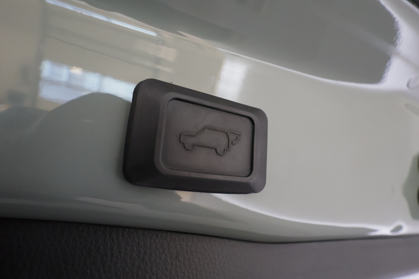 TOYOTA RAV4 2021