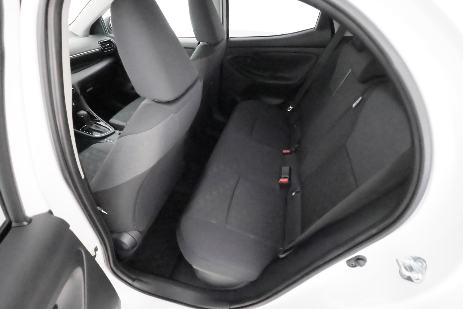 TOYOTA YARIS 2025