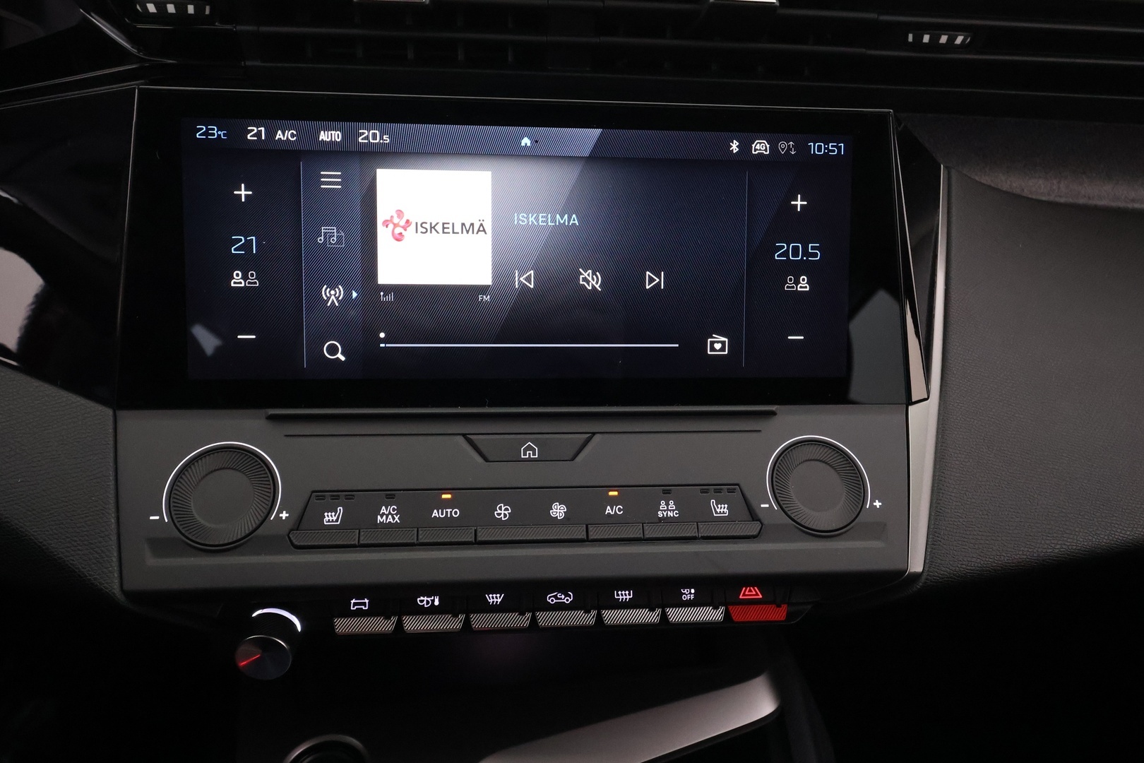 PEUGEOT 408 2026