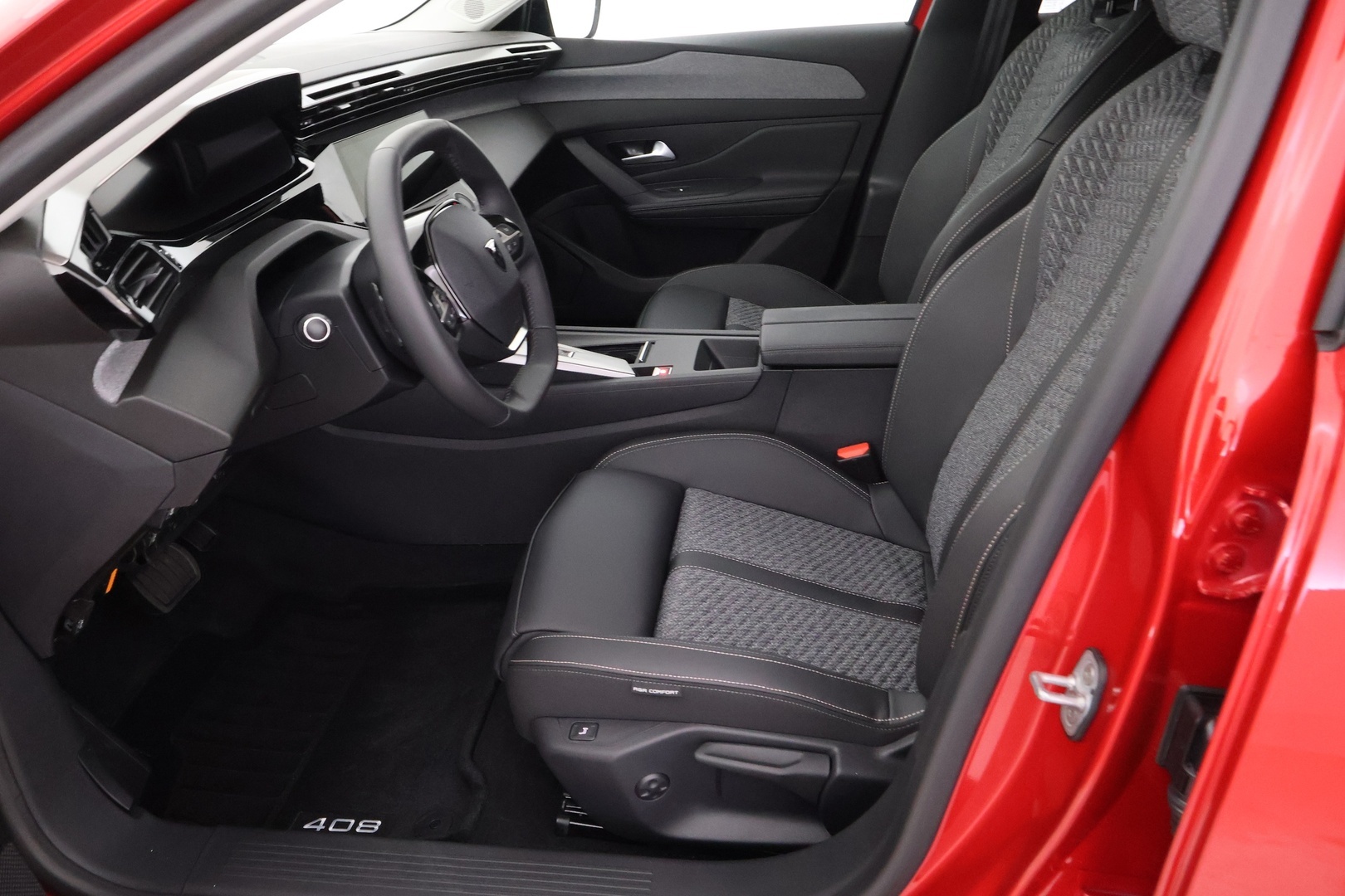 PEUGEOT 408 2026