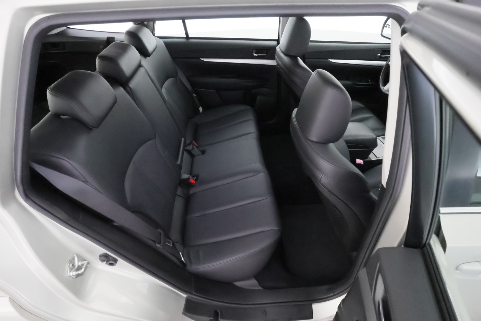 SUBARU Outback 2010