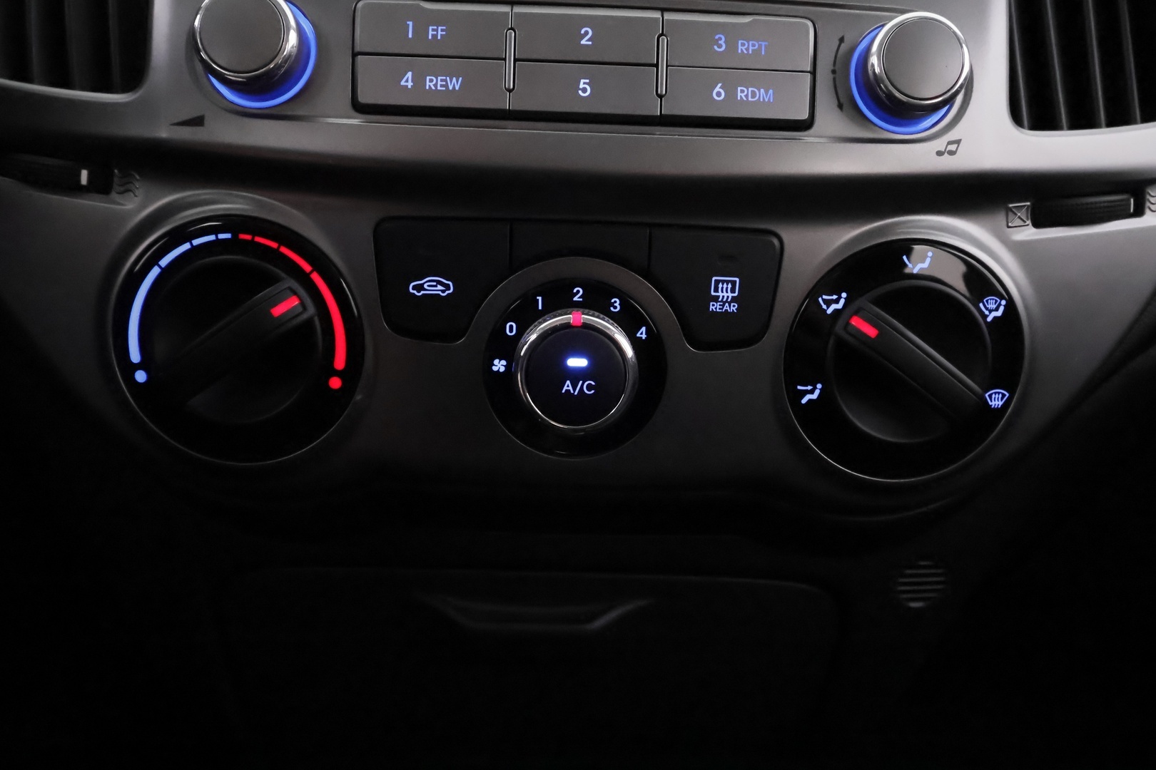 HYUNDAI i20 5d 2013