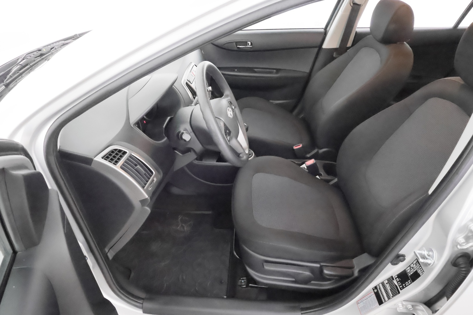 HYUNDAI i20 5d 2013