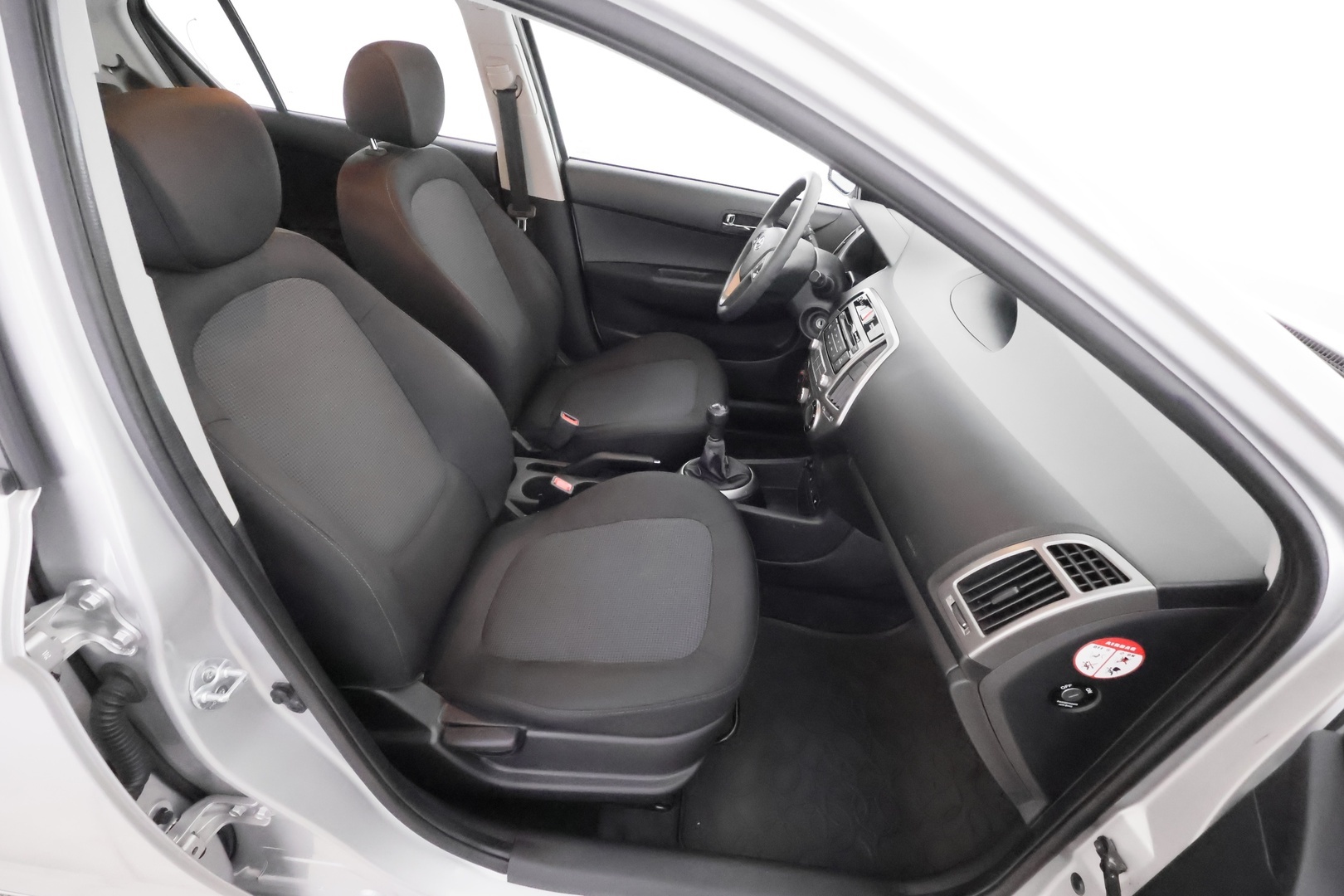 HYUNDAI i20 5d 2013