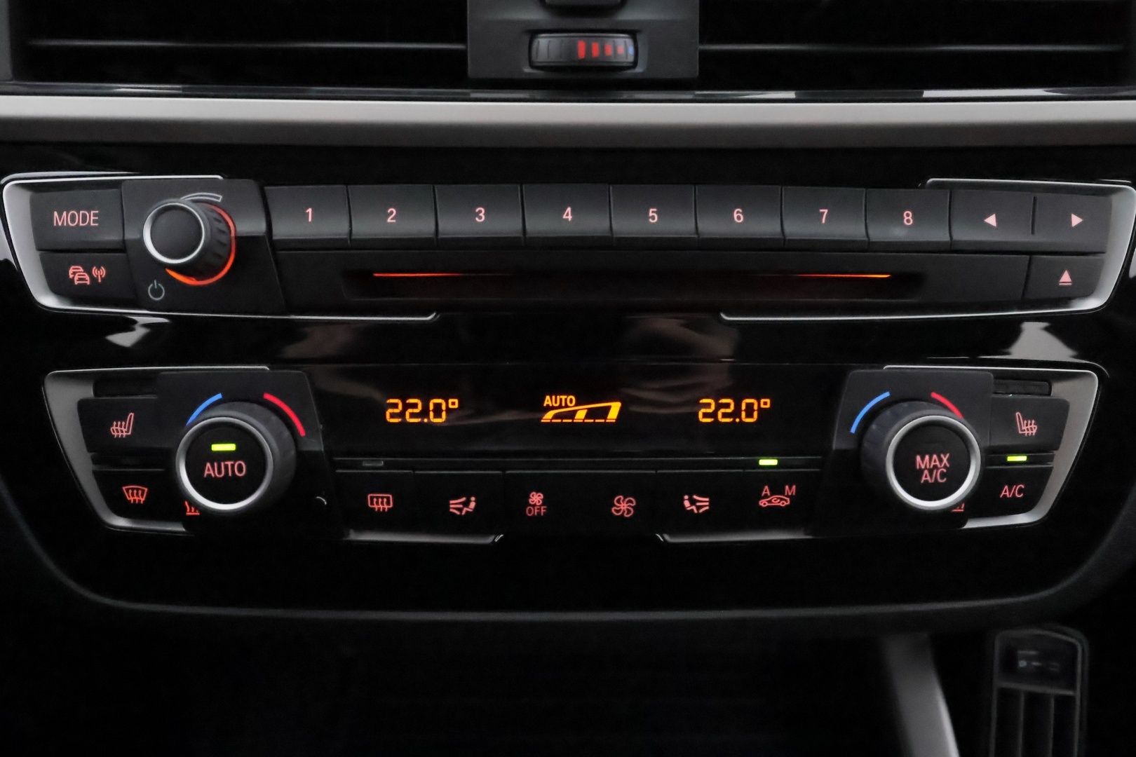 BMW 118 2018