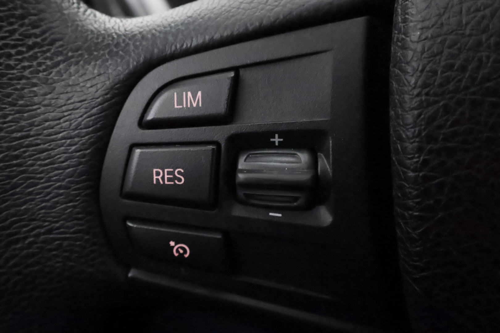 BMW 118 2018
