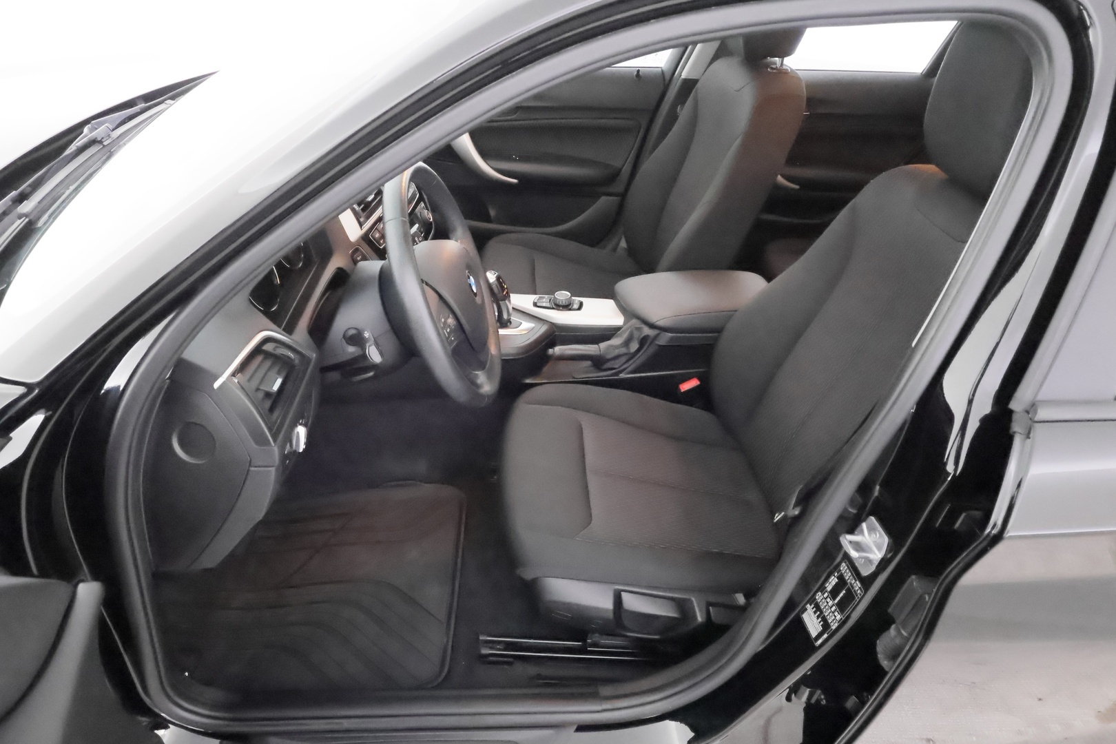 BMW 118 2018