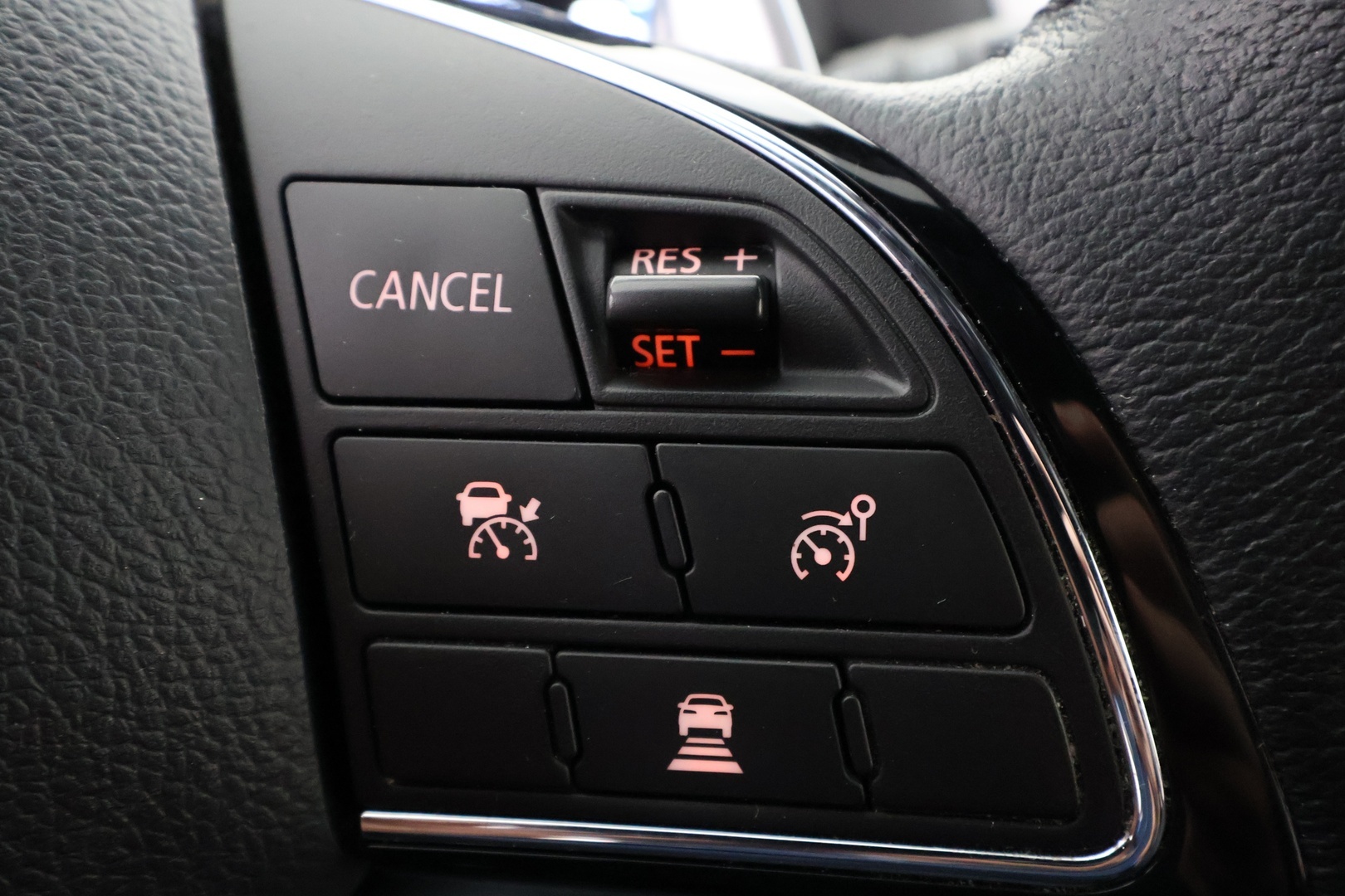 MITSUBISHI Eclipse Cross 2021