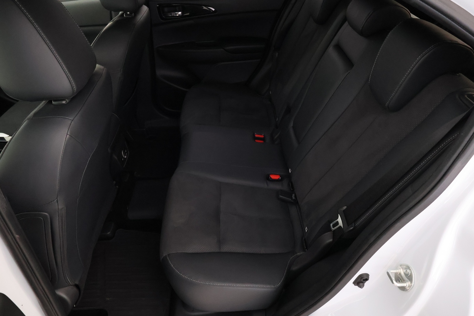 MITSUBISHI Eclipse Cross 2021