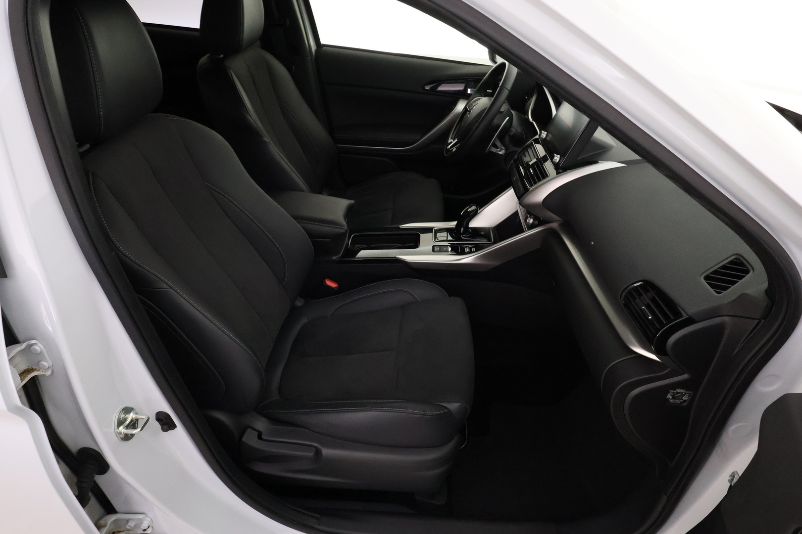 MITSUBISHI Eclipse Cross 2021