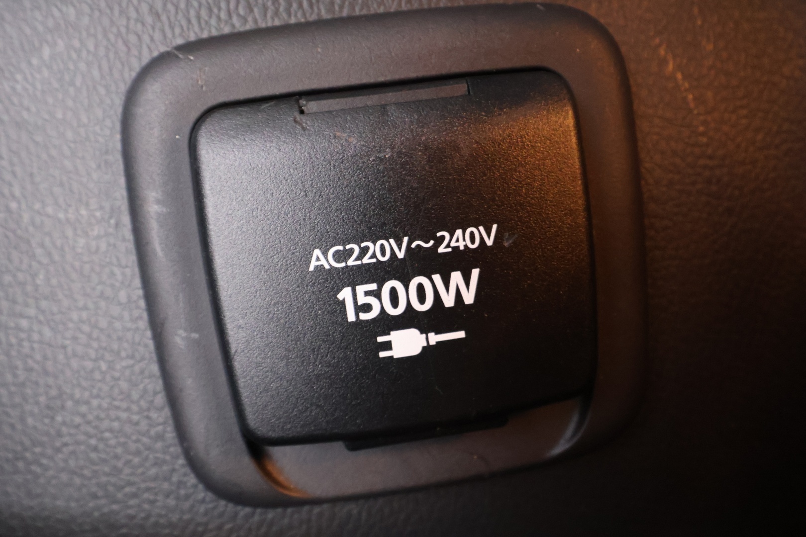 MITSUBISHI Eclipse Cross 2021