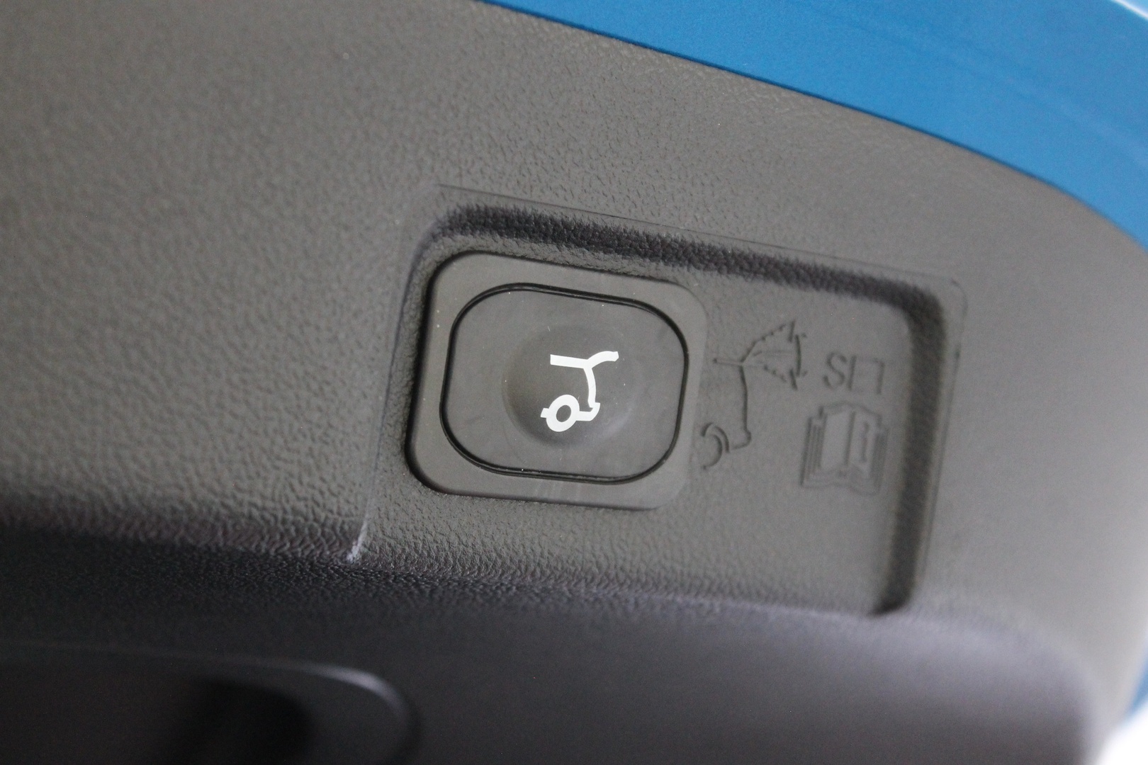 FORD Puma Gen-E 2025