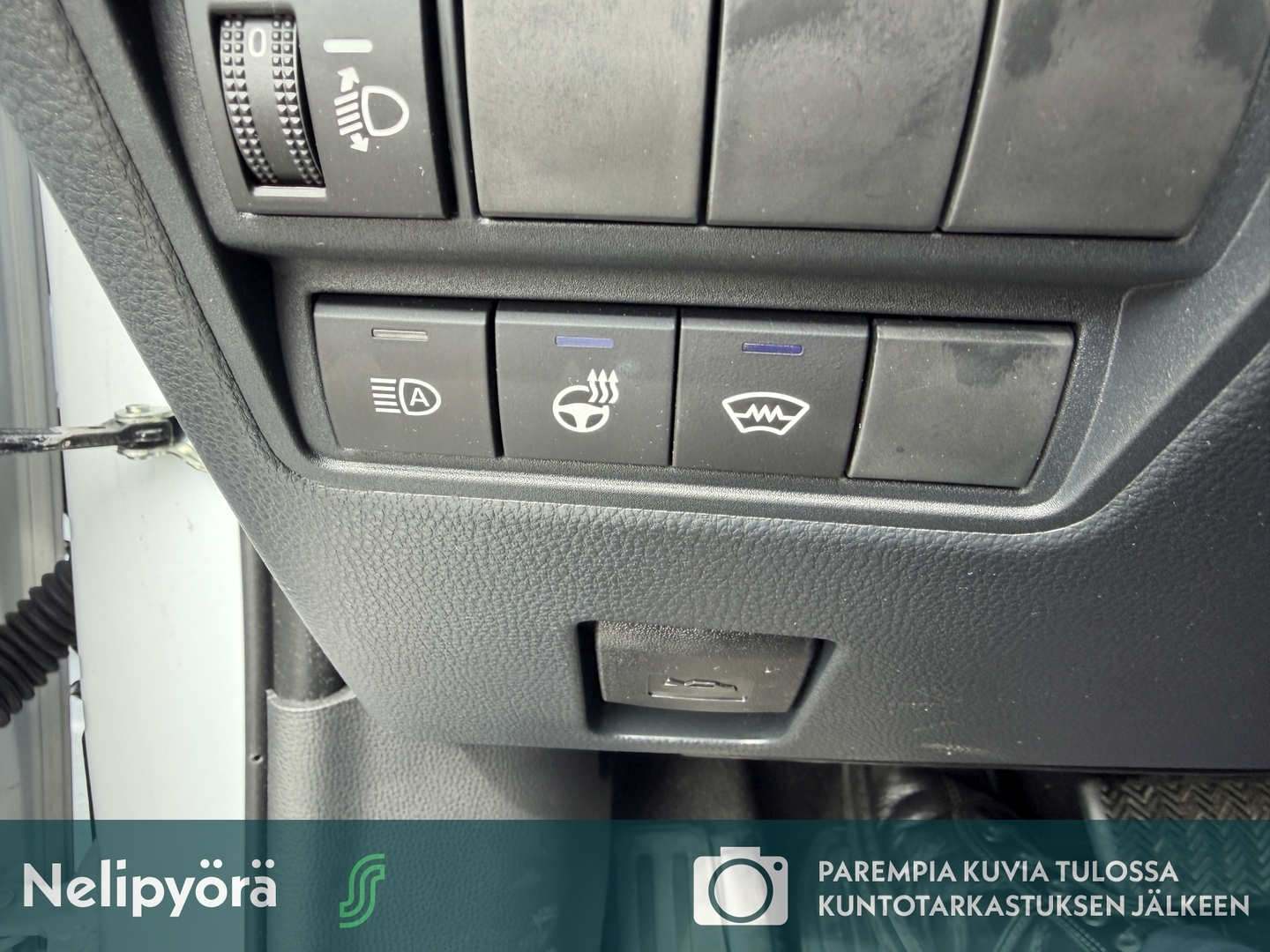TOYOTA Yaris Cross 2025