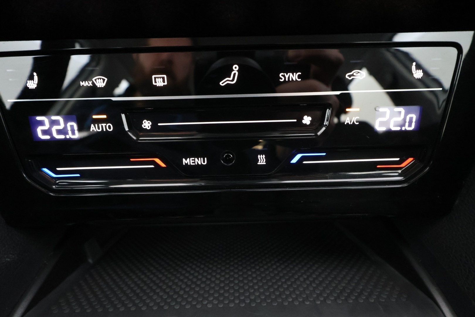 VOLKSWAGEN Passat 2022