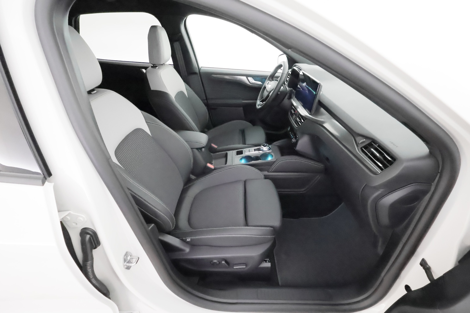 FORD Kuga 2026