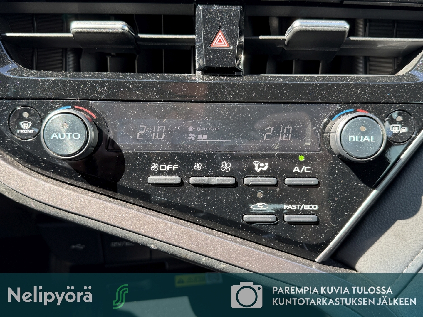 TOYOTA Camry 2024